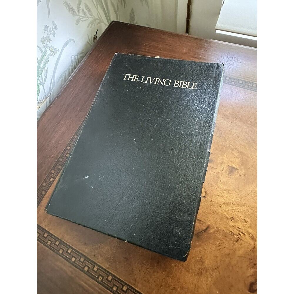 The Living Bible Paraphrased Tyndale, 1986